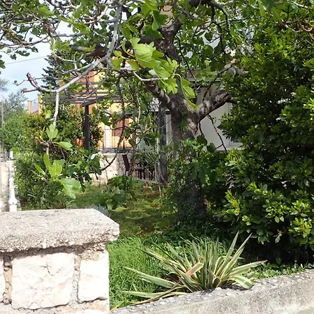 Apartman Vitamare 160 M From The Beach Novi Vinodolski Exterior photo